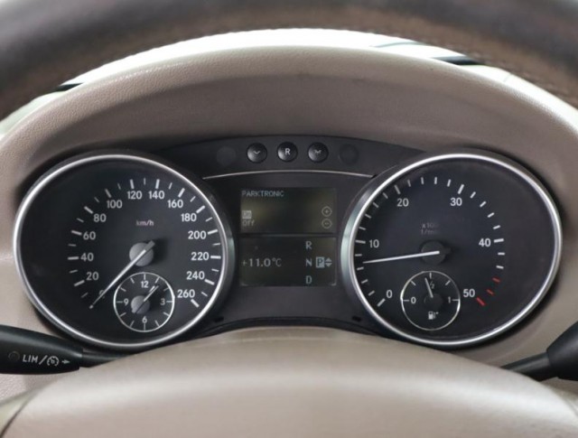 Mercedes-Benz ML  ML 320 CDI 