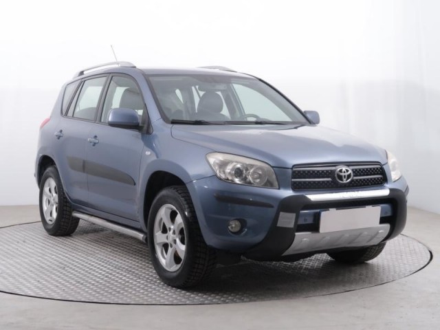 Toyota RAV 4  2.0 VVT-i 