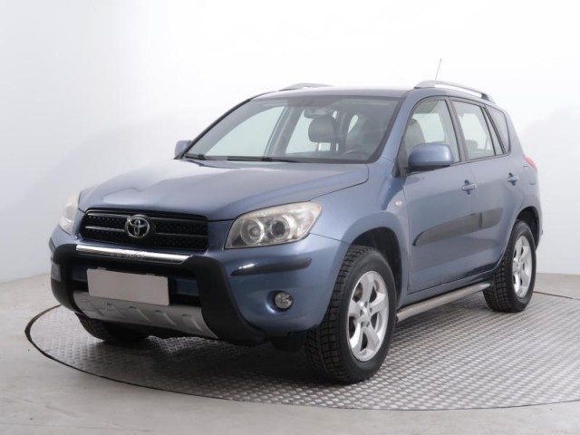 Toyota RAV 4  2.0 VVT-i 