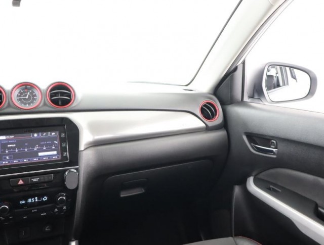 Suzuki Vitara  1.4 BoosterJet 