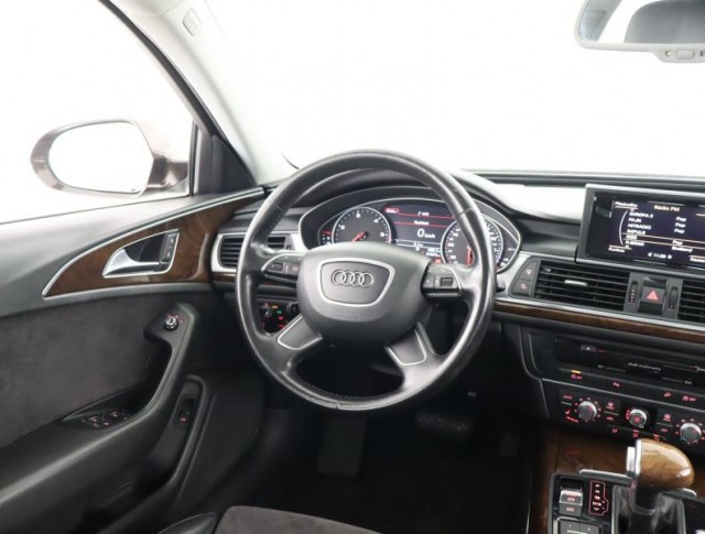 Audi A6 Allroad  3.0 TDI 