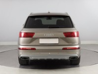 Audi Q7  3.0 TDI 