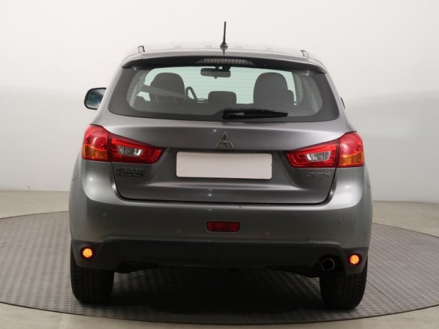 Mitsubishi ASX  1.6 MIVEC 