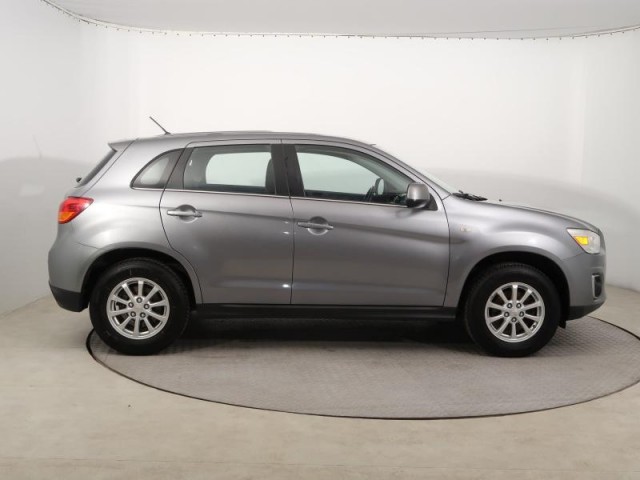 Mitsubishi ASX  1.6 MIVEC 