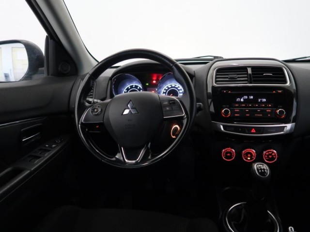 Mitsubishi ASX  1.6 MIVEC 