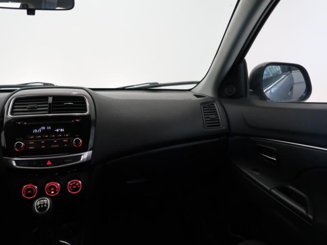 Mitsubishi ASX  1.6 MIVEC 