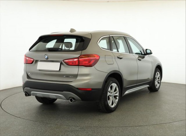 BMW X1  sDrive18d 
