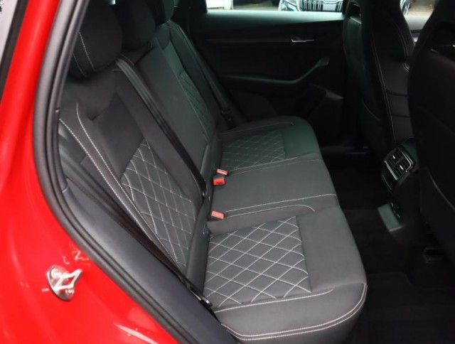 Škoda Karoq  1.5 TSI Sportline