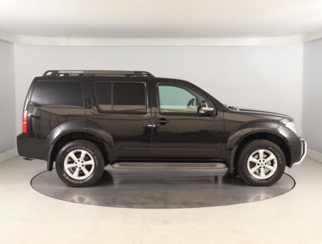 Nissan Pathfinder  2.5 dCi 