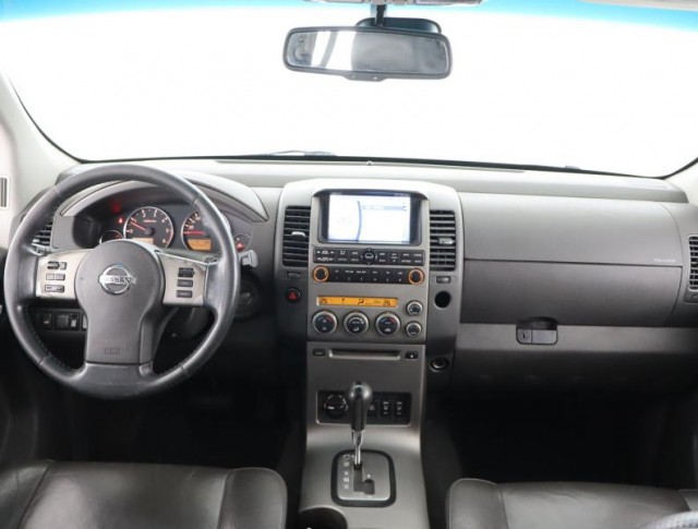 Nissan Pathfinder  2.5 dCi 