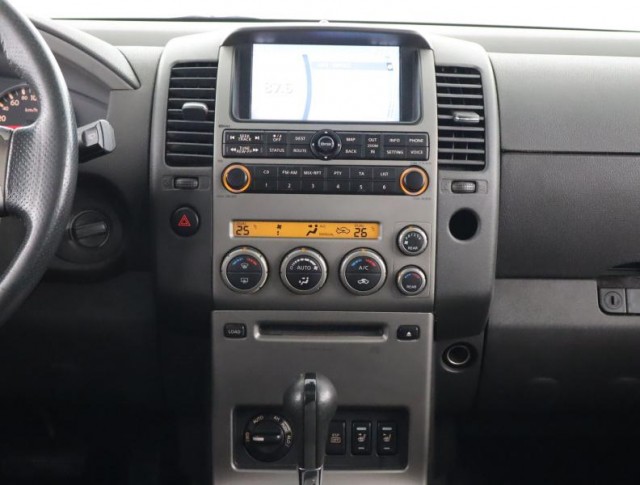 Nissan Pathfinder  2.5 dCi 