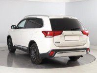Mitsubishi Outlander  2.0 Intense