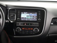 Mitsubishi Outlander  2.0 Intense