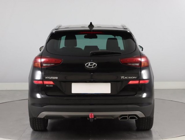 Hyundai Tucson  1.6 CRDi Trikolor