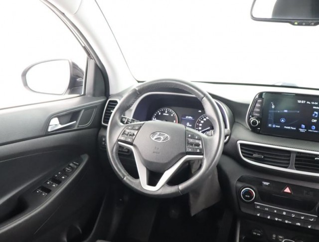 Hyundai Tucson  1.6 CRDi Trikolor