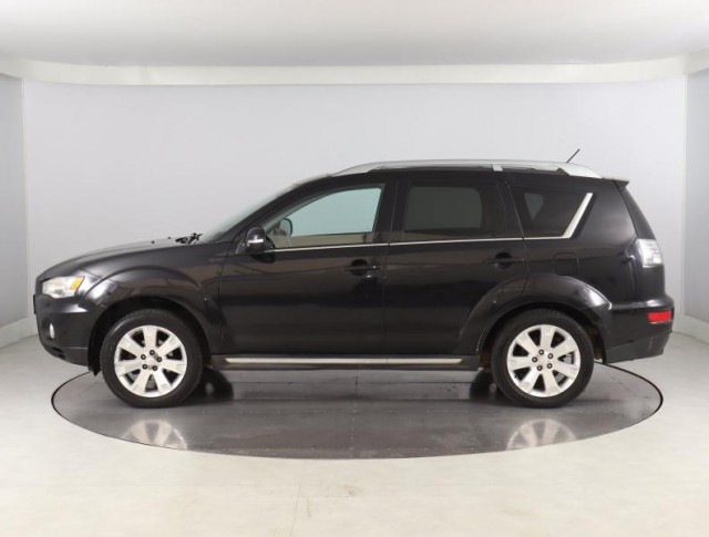 Mitsubishi Outlander  2.2 DI-D 