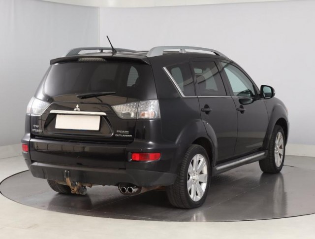 Mitsubishi Outlander  2.2 DI-D 