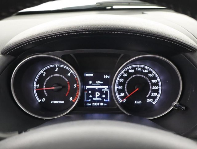 Mitsubishi Outlander  2.2 DI-D 