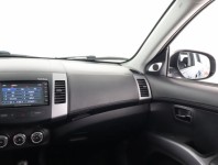 Mitsubishi Outlander  2.2 DI-D 