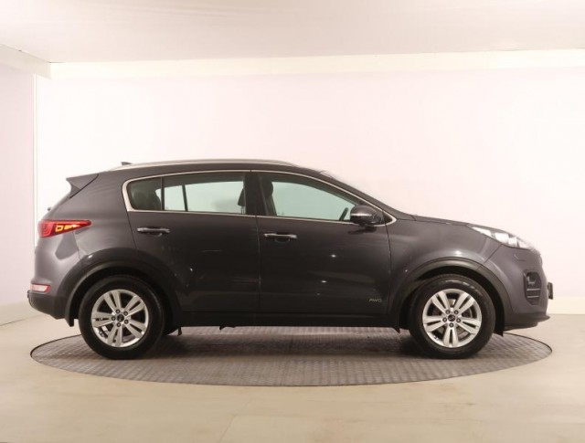 Kia Sportage  2.0 CRDi 