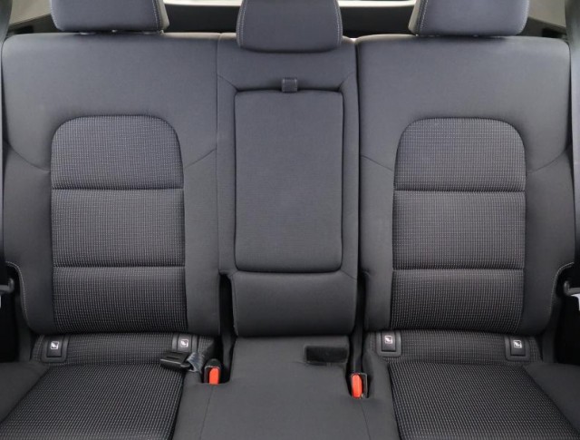 Kia Sportage  2.0 CRDi 
