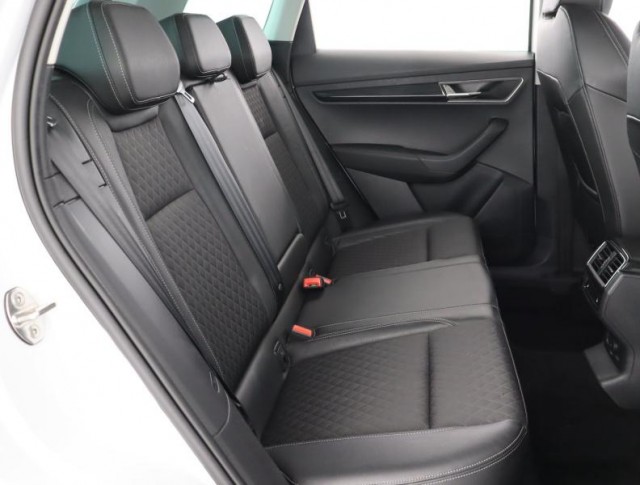 Škoda Karoq  1.5 TSI Style Plus