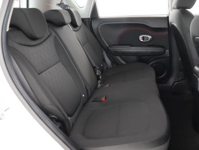 Kia Soul  1.6 GDI 
