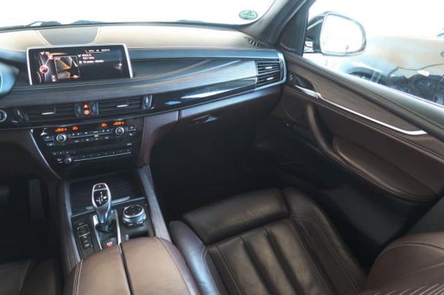BMW X5  xDrive40d 