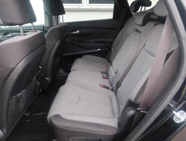Hyundai Santa Fe  2.0 CRDi 
