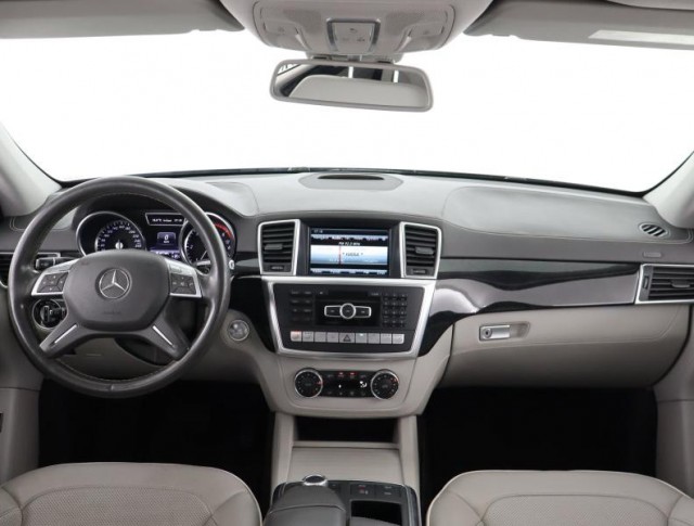 Mercedes-Benz ML  ML 350 BlueTEC 