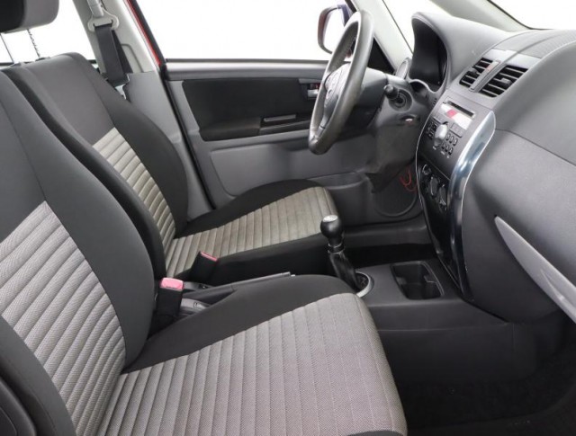 Suzuki SX4  1.6 VVT 