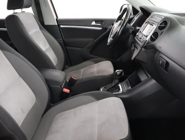 Volkswagen Tiguan  2.0 TDI 