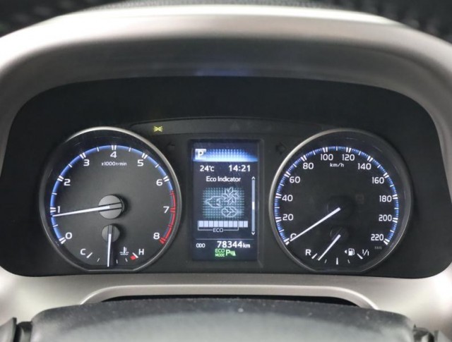Toyota RAV 4  2.0 VVT-i 