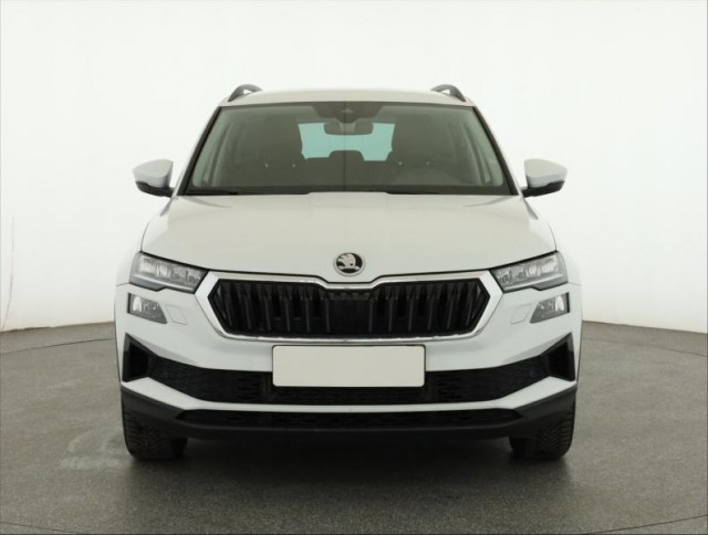 Škoda Karoq  1.5 TSI Fresh