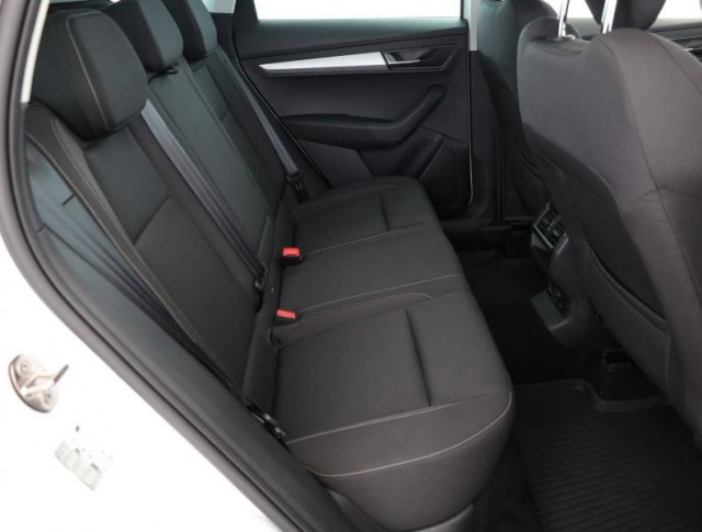 Škoda Karoq  1.5 TSI Fresh