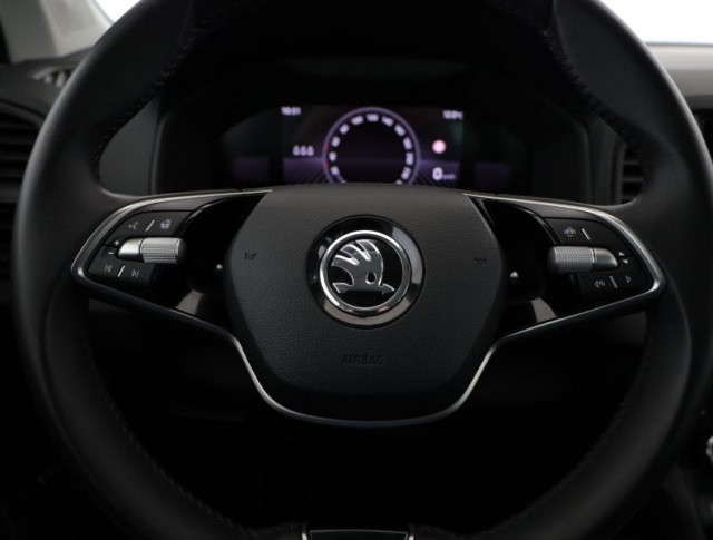 Škoda Karoq  1.5 TSI Fresh