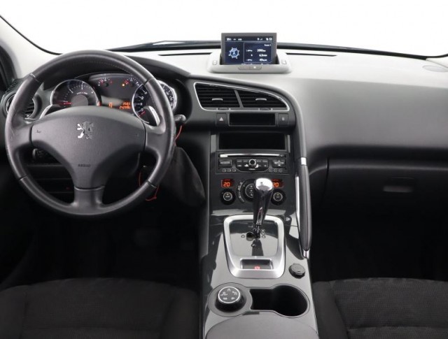 Peugeot 3008  1.6 HDi 