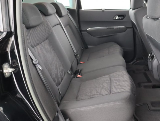 Peugeot 3008  1.6 HDi 