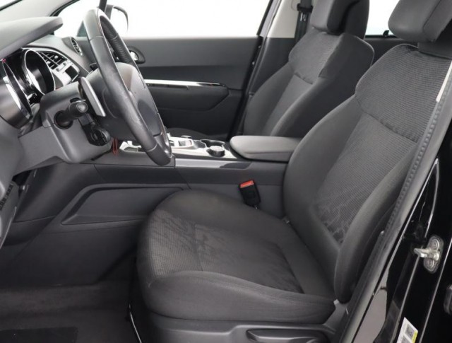 Peugeot 3008  1.6 HDi 