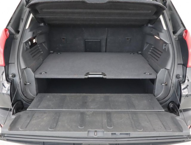Peugeot 3008  1.6 HDi 