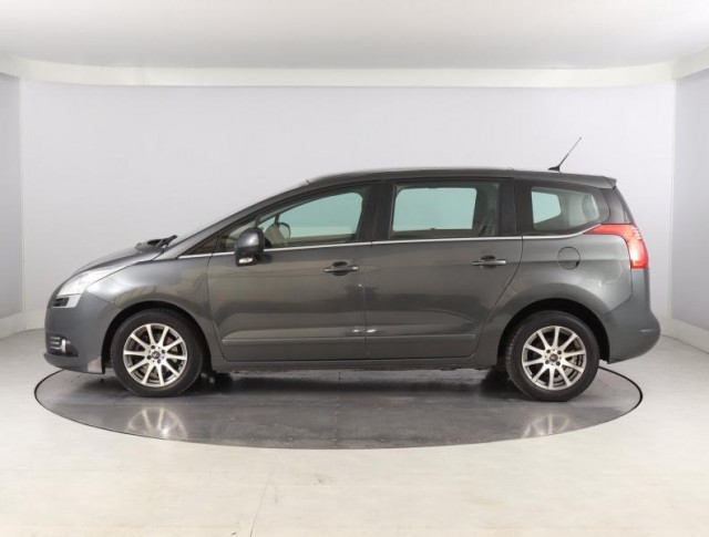Peugeot 5008  1.6 HDi Allure