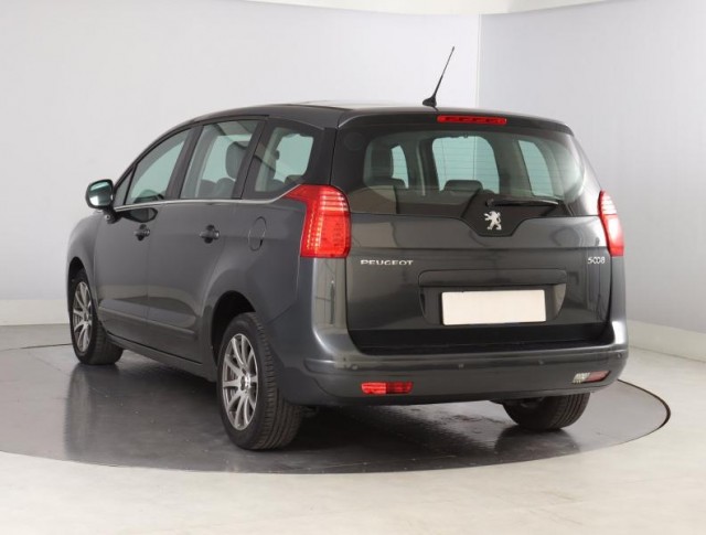 Peugeot 5008  1.6 HDi Allure