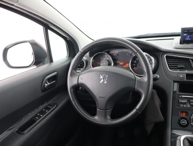 Peugeot 5008  1.6 HDi Allure