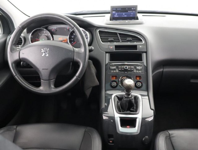 Peugeot 5008  1.6 HDi Allure
