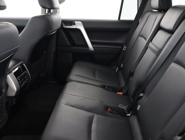 Toyota Land Cruiser  2.8 D-4D Premium
