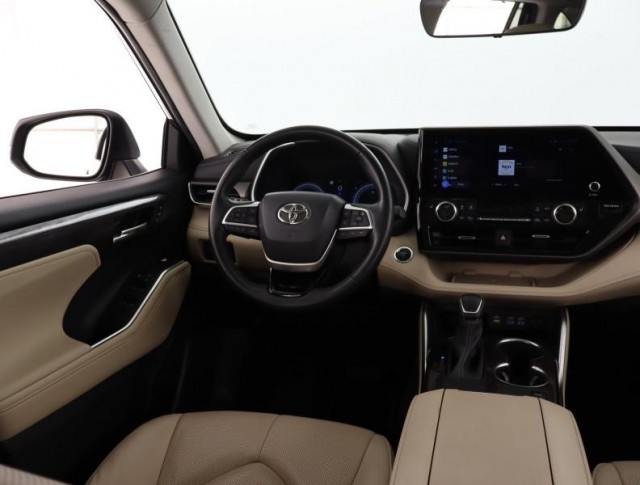 Toyota Highlander  2.5 Hybrid 