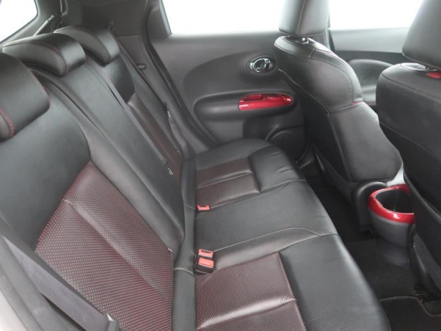 Nissan Juke  1.6 DIG-T 