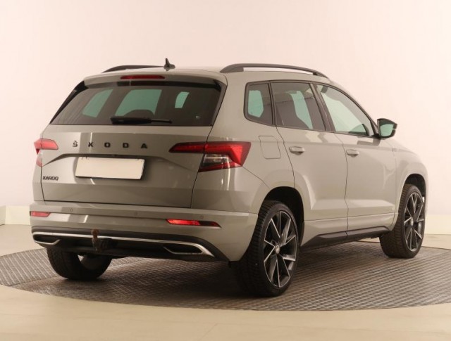Škoda Karoq  1.5 TSI Sportline