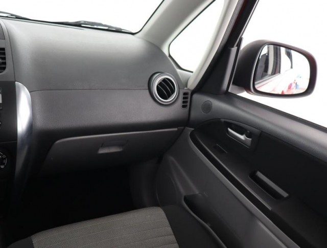 Suzuki SX4  1.6 VVT 