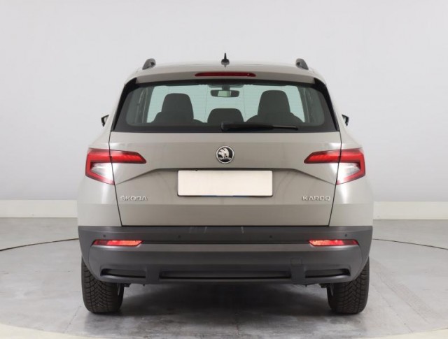 Škoda Karoq  1.0 TSI Ambition Plus